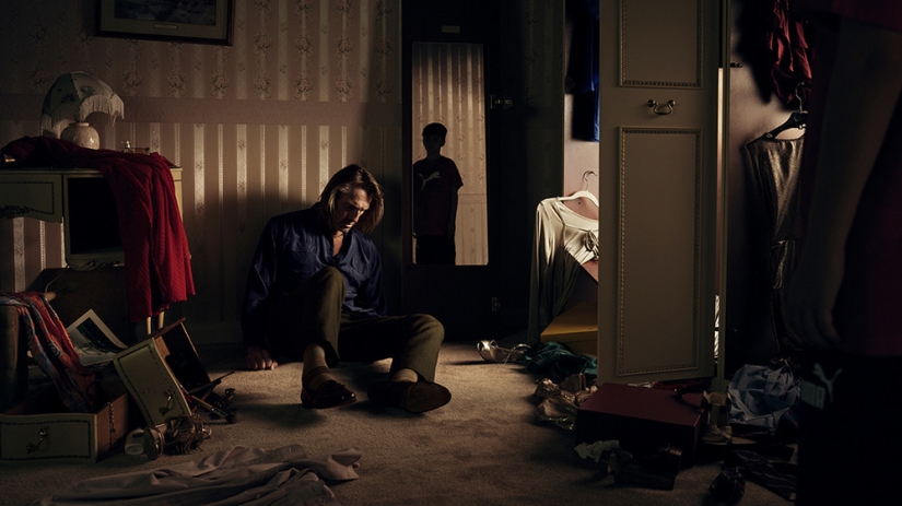 "Lonely man": the photographer spent three months poring over each of these photos