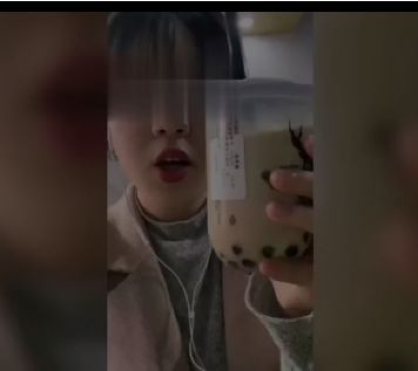 Los chinos contratan a personas para probar la comida y compartir sus impresiones en video