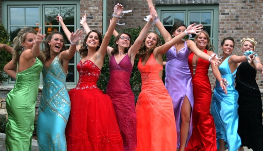 Los graduados más divertidos del mundo y sus extraños atuendos: 20 fotos Los graduados más divertidos del mundo y sus extraños atuendos: 20 fotos