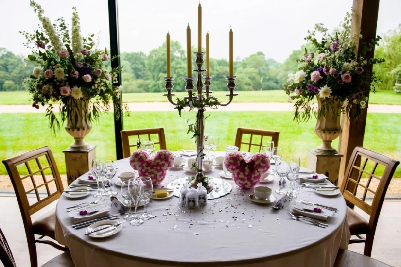 Los recién casados organizaron una boda al estilo Disney. Tomó varios años prepararse