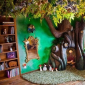 Loving dad created a magic tree in his daughter's bedroom in 18 months