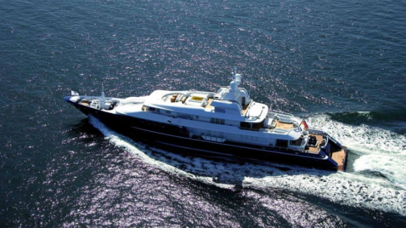 Luxury yachts that can be rented for the winter holidays for a million dollars Luxury yachts that can be rented for the winter holidays for a million dollars