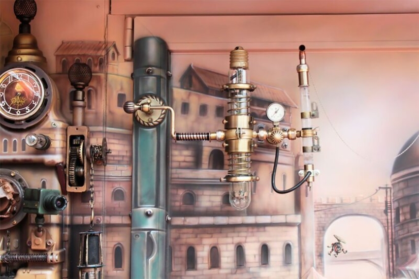 Magic house in Sergievo: dacha on wheels and steampunk museum
