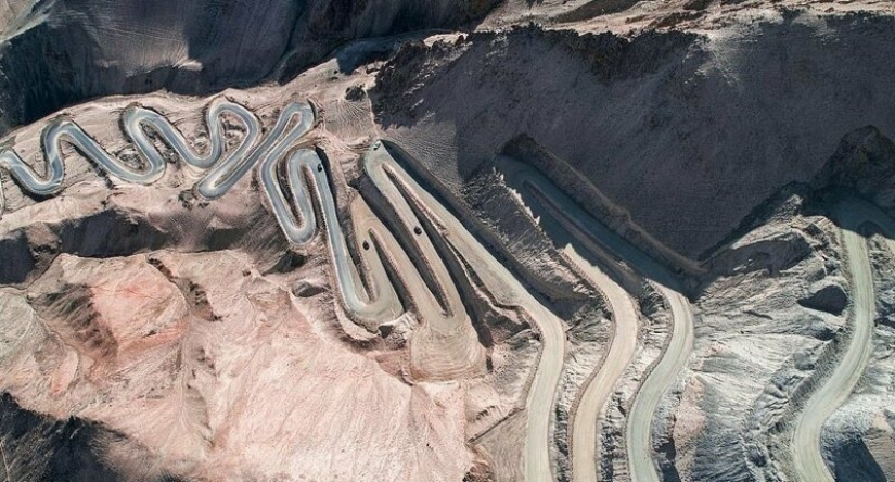 Manos de bazuca y otras imágenes de la lista de finalistas del Sony World Photography Award 2020