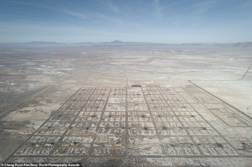 Manos de bazuca y otras imágenes de la lista de finalistas del Sony World Photography Award 2020