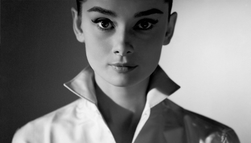 Marble in a bra and gold on a wig: how famous beauties of the past preened