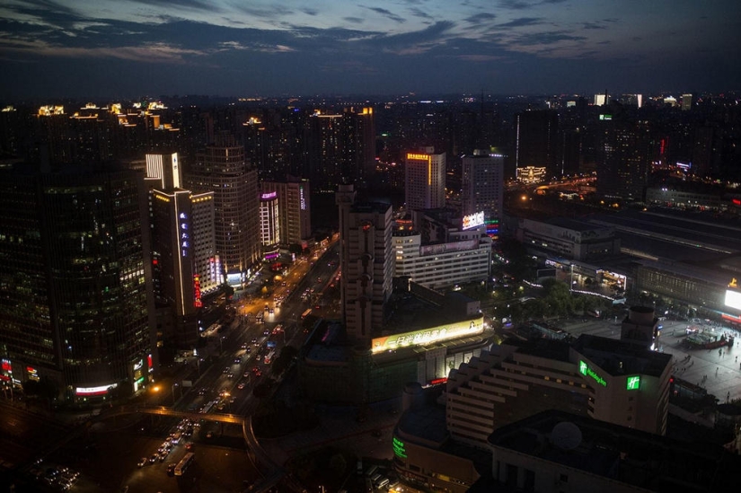 "Markets of love": how women are looking for marriage partners in China