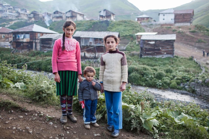 Marriageable girls: how do underage brides live in Georgia