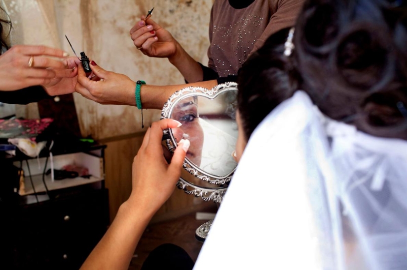 Marriageable girls: how do underage brides live in Georgia