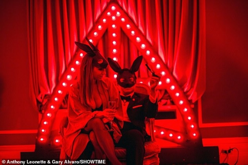 Masquerade of lust: behind the closed door of the erotic New Year's Eve party 2020