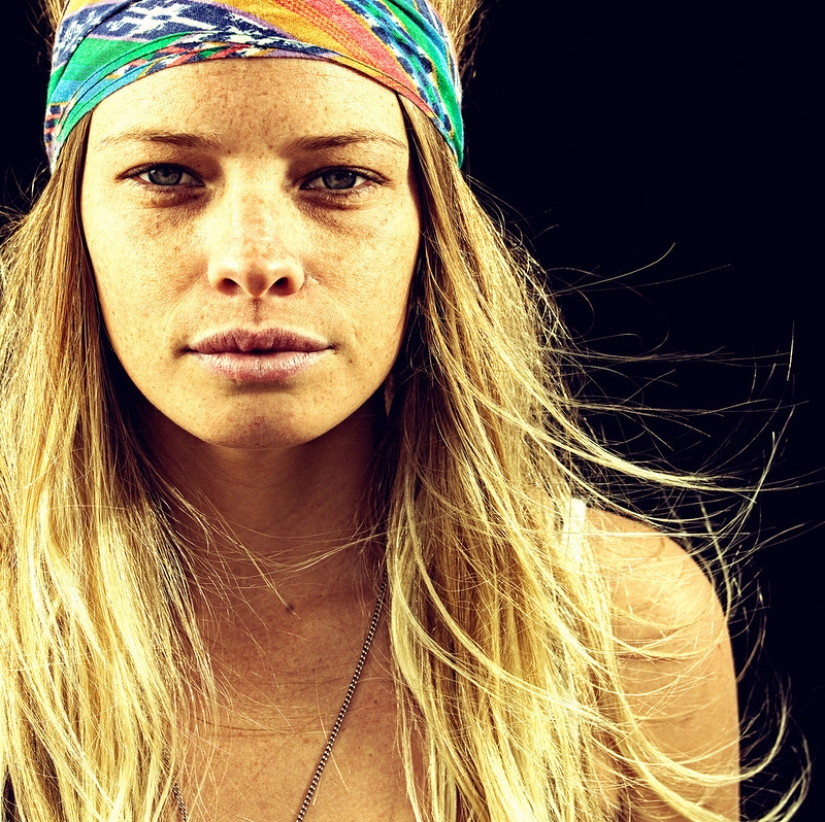 "Me fascina el misterio que esconden los rostros": los expresivos retratos de Billy Plummer