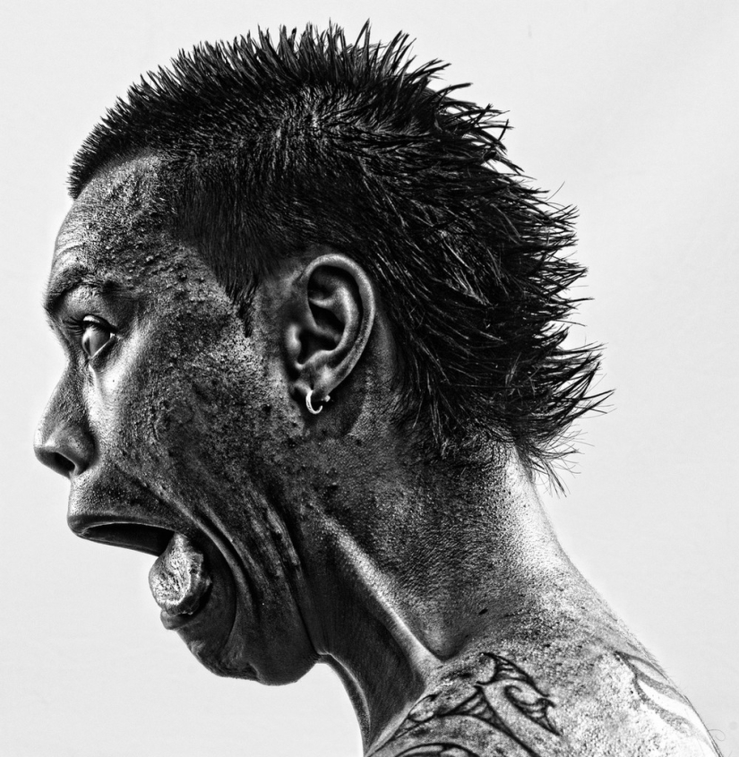 "Me fascina el misterio que esconden los rostros": los expresivos retratos de Billy Plummer