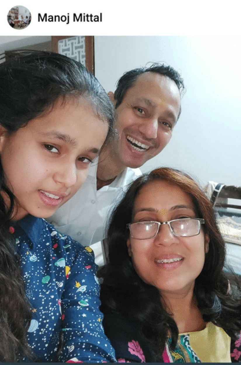 Médico indio come estiércol de vaca y lo recomienda a los pacientes