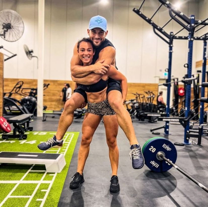 "Mi prometido es un actor porno, pero no estoy celoso de sus colegas en la cama" "Mi prometido es un actor porno, pero no estoy celoso de sus colegas en la cama"