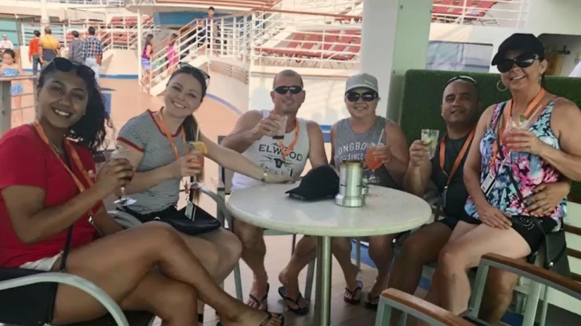 Mil indios danzantes arruinaron un crucero para vacacionistas Mil indios danzantes arruinaron un crucero para vacacionistas