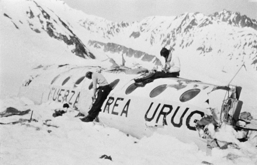 Miracle in the Andes: How the dead saved the living Miracle in the Andes: How the dead saved the living