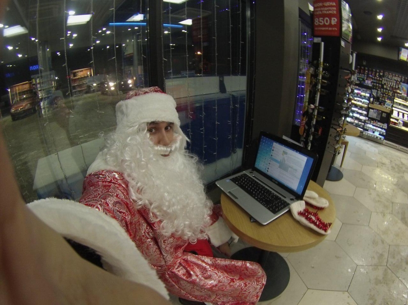 Mister Yes: el ruso decidió vivir como el héroe de la película "Always say Yes", pero subestimó la astucia de los amigos Mister Yes: el ruso decidió vivir como el héroe de la película "Always say Yes", pero subestimó la astucia de los amigos