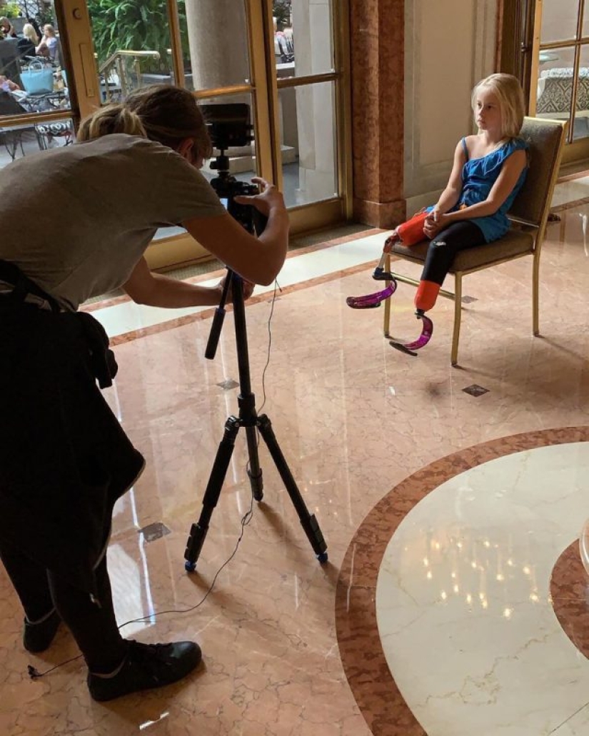 modelo de 9 años sin piernas subió a la pasarela en la Semana de la Moda de Nueva York modelo de 9 años sin piernas subió a la pasarela en la Semana de la Moda de Nueva York