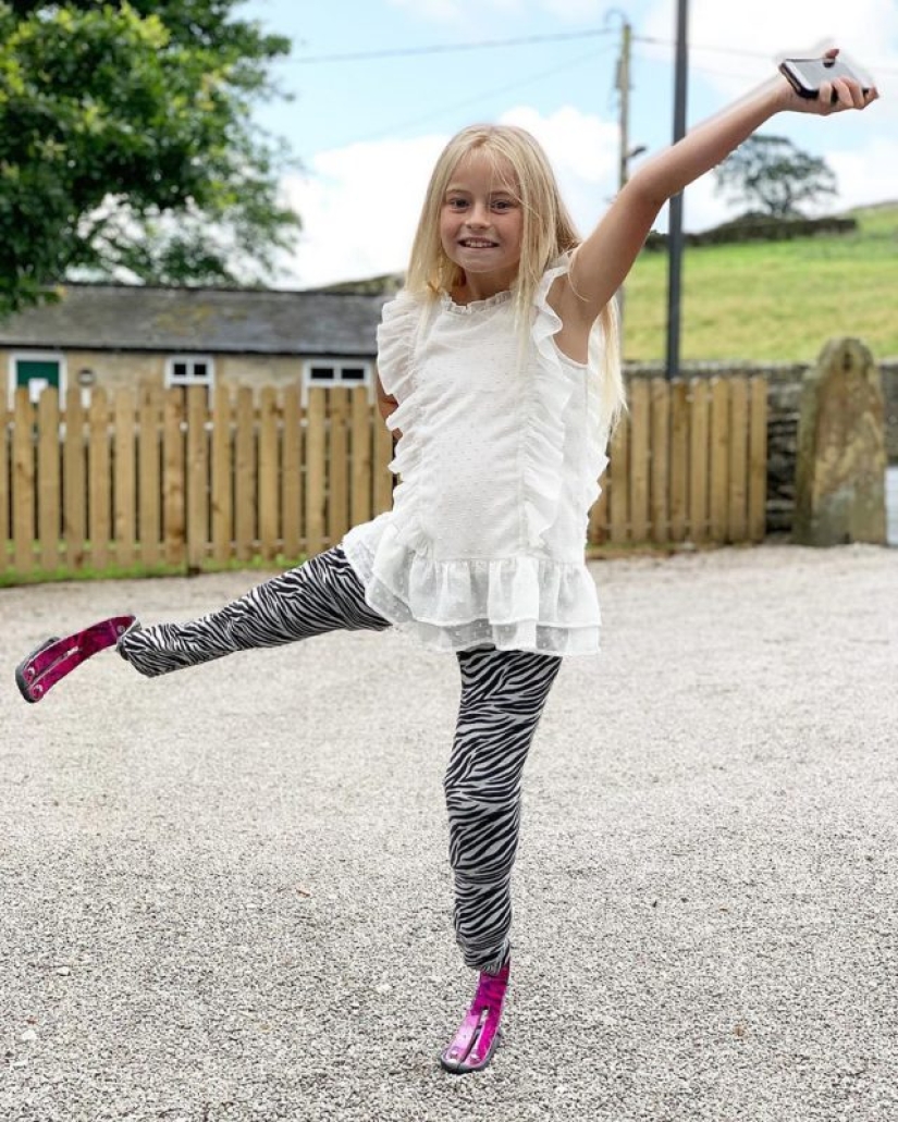 modelo de 9 años sin piernas subió a la pasarela en la Semana de la Moda de Nueva York modelo de 9 años sin piernas subió a la pasarela en la Semana de la Moda de Nueva York