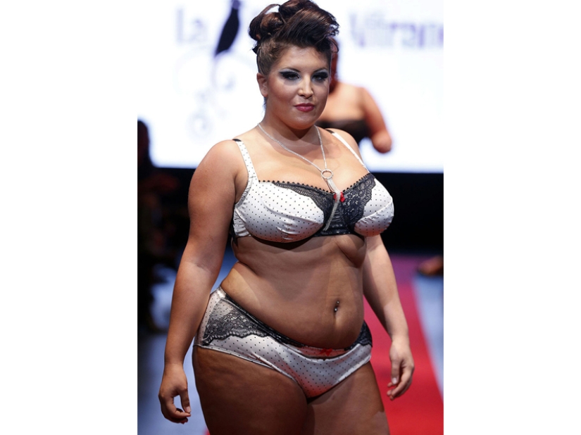 Models weighing from 100 kg. on the catwalks of Paris