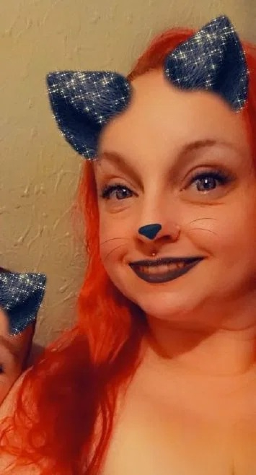 Moms in isolation: tired housewives powerfully hung out on the weekend, but their conscience does not torment them