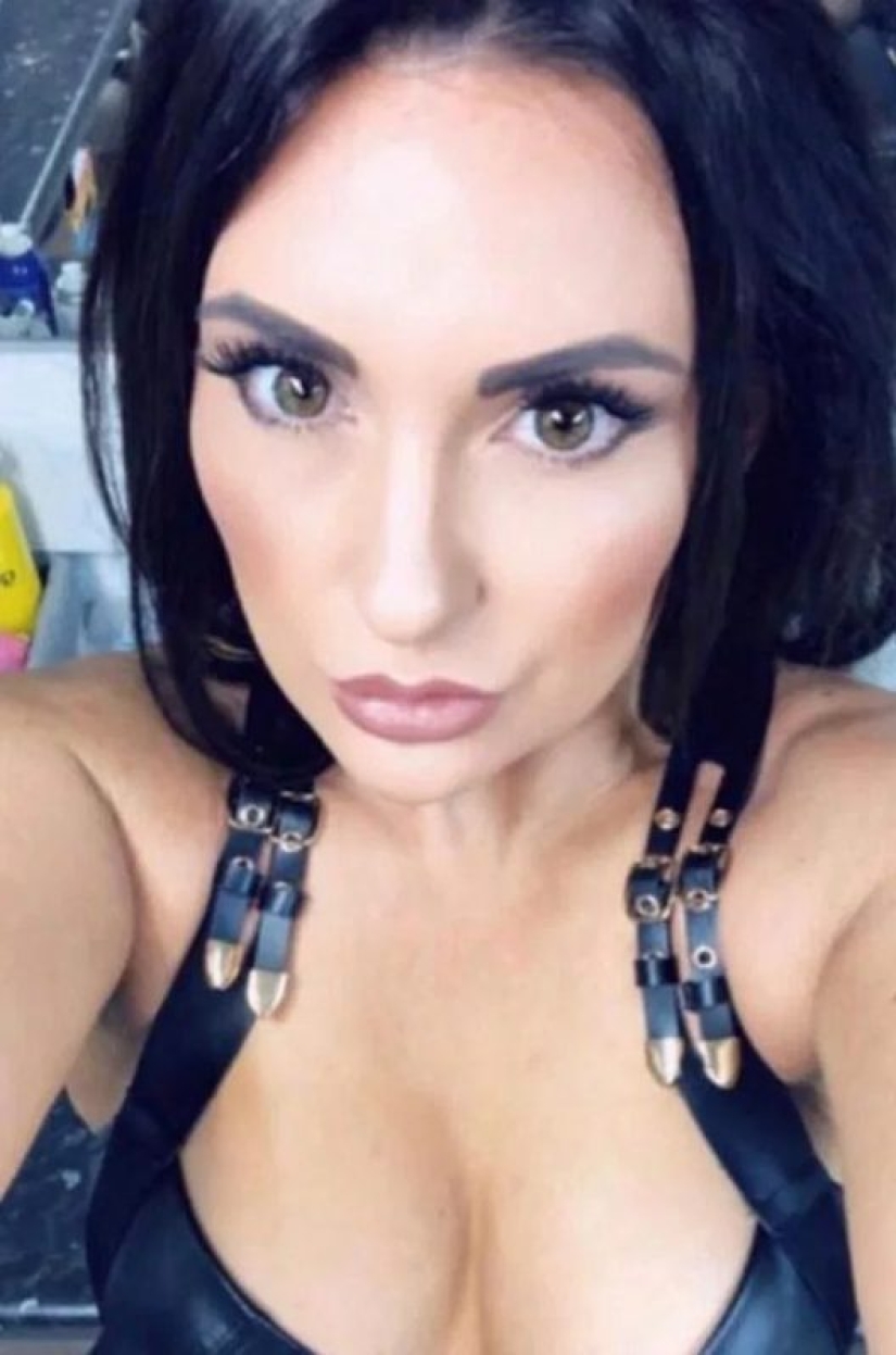 Money Doesn't Smell: These women earn thousands by selling used underwear and tights