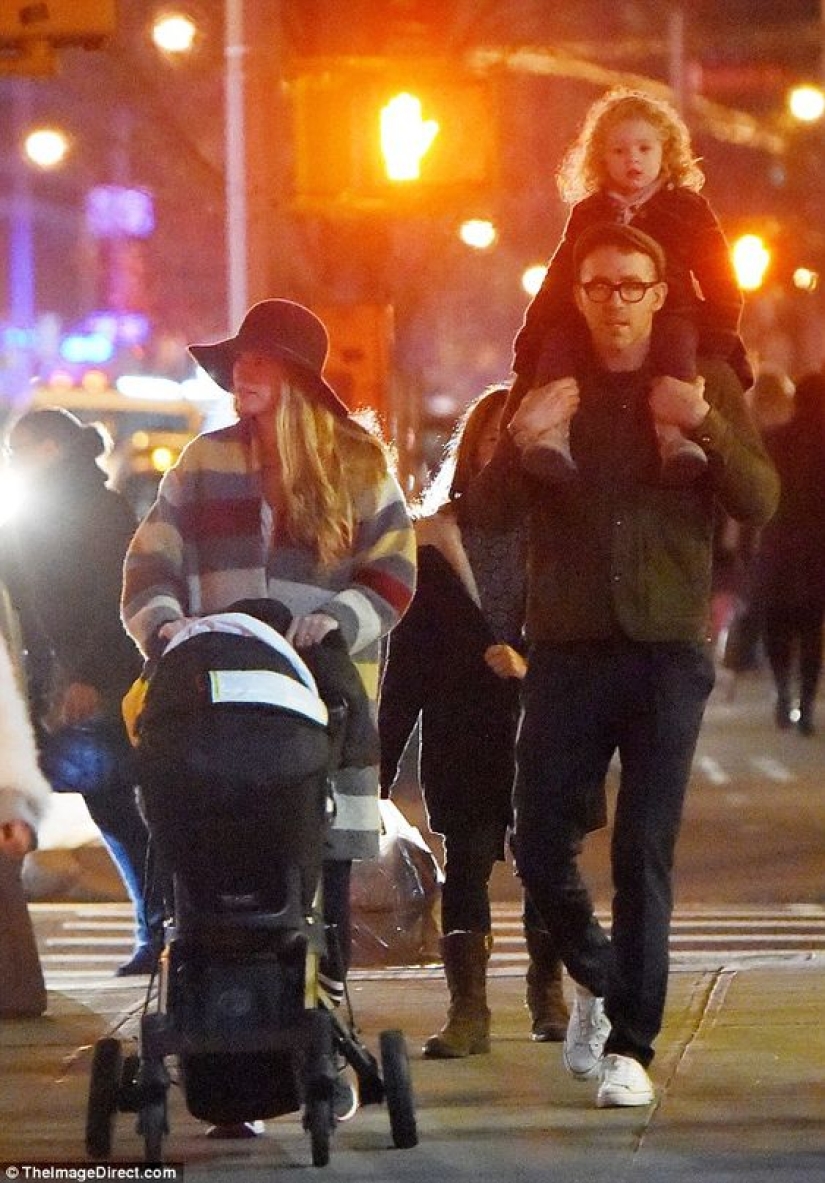 más de 20 marcos que demuestran que Ryan Reynolds y Blake Lively son la mejor pareja del mundo más de 20 marcos que demuestran que Ryan Reynolds y Blake Lively son la mejor pareja del mundo