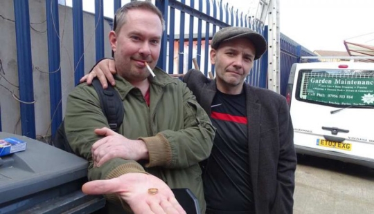 Muerte, diamantes y compras: cómo se llevan a cabo las subastas policiales en Londres