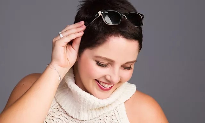 Mujer de negocios hasta la punta de las uñas: cómo una joven británica se hizo millonaria