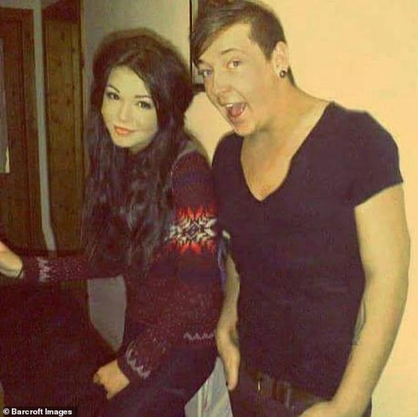 Mulatto-chocolate: a girl obsessed with tan does not consider herself a racist