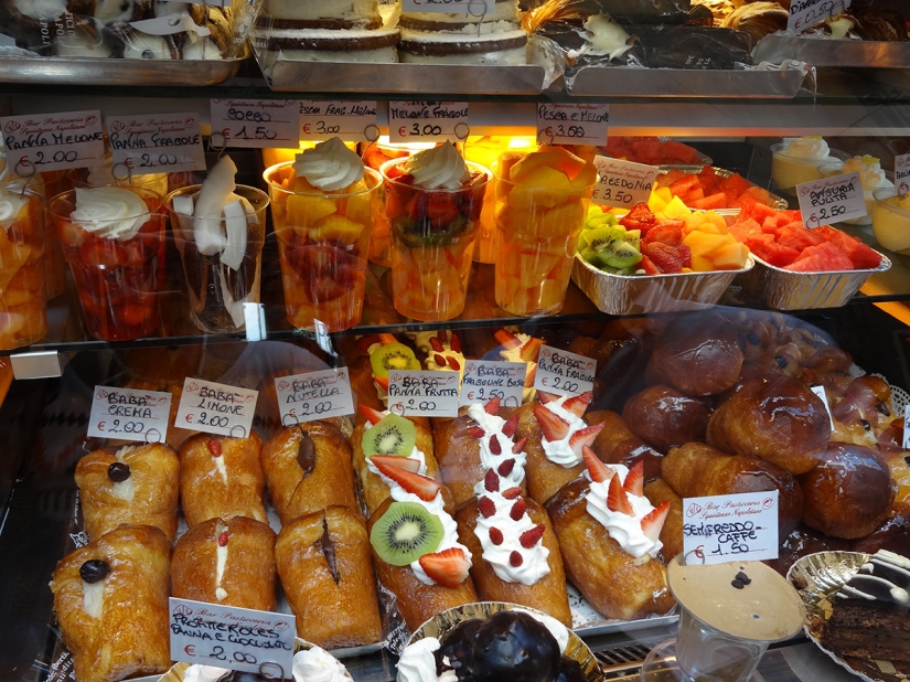 Naples Awakens the Five Senses