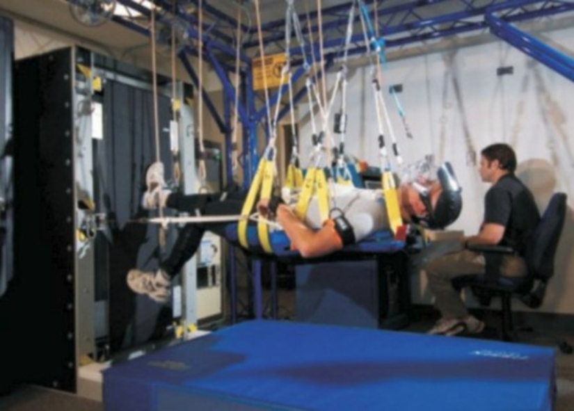 NASA will Pay $18,000 for You to Lie in Bed and smoke Weed