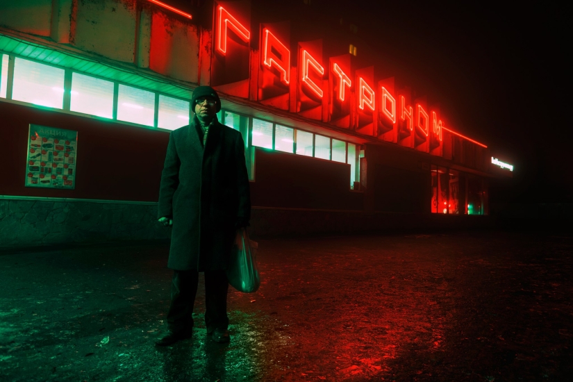 Neon cyberpunk fantasy: the outskirts of Moscow as you have never seen them Neon cyberpunk fantasy: the outskirts of Moscow as you have never seen them