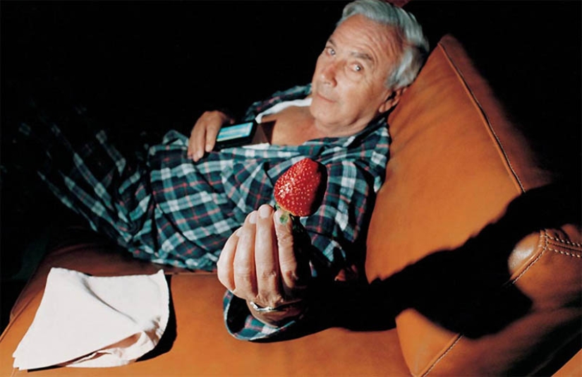 Never closer: Elinor Carucci's family photos from the "Closer" series