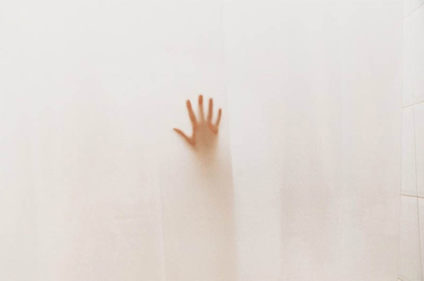 Never closer: Elinor Carucci's family photos from the "Closer" series