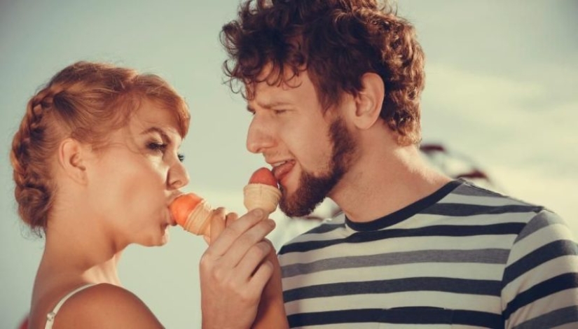 "Never get angry, confess your love to me every day": a girl has compiled a set of rules for her boyfriend "Never get angry, confess your love to me every day": a girl has compiled a set of rules for her boyfriend