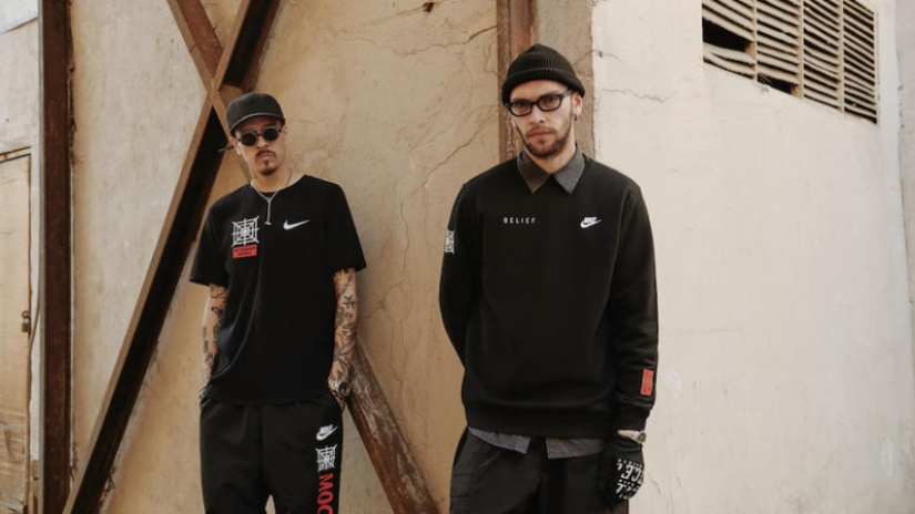 New Balance presented the Russian-inspired collection of sneakers "Caviar and Vodka" New Balance presented the Russian-inspired collection of sneakers "Caviar and Vodka"