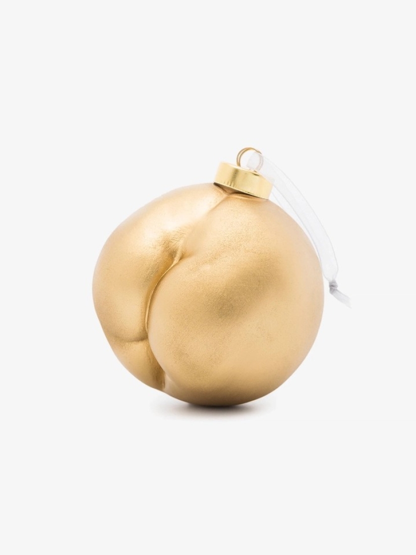 New Year with a peppercorn: the designer created Christmas balls in the form of female charms