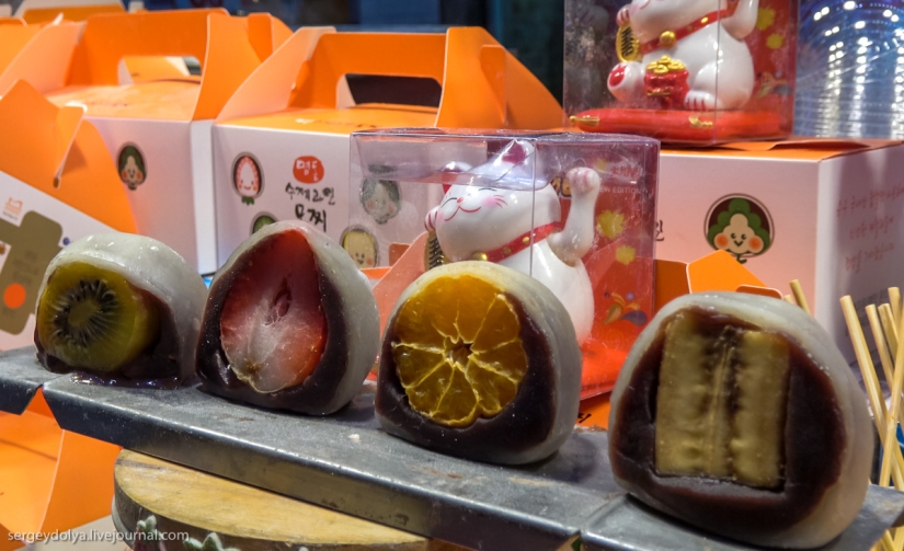 Ni un solo perro resultó herido: qué probar de la comida callejera en seúl