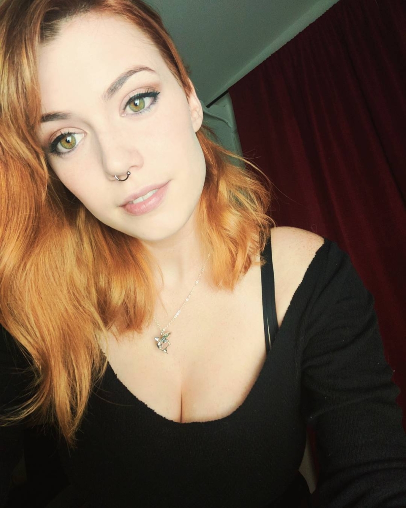 Nika Midget is a 24-year-old Twitch star with gorgeous breasts