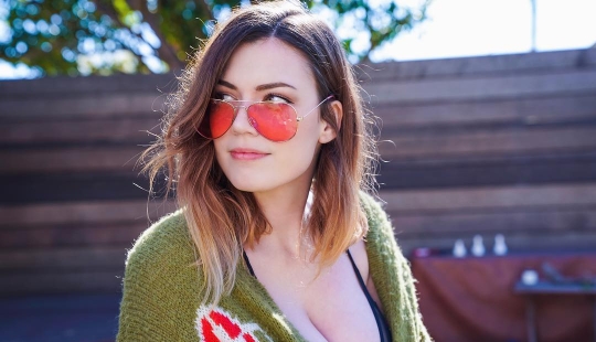 Nika Midget is a 24-year-old Twitch star with gorgeous breasts