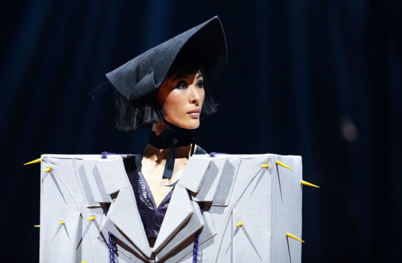 ¡No has visto esto antes! Las imágenes más extravagantes de la exposición "Wearable Art" ¡No has visto esto antes! Las imágenes más extravagantes de la exposición "Wearable Art"