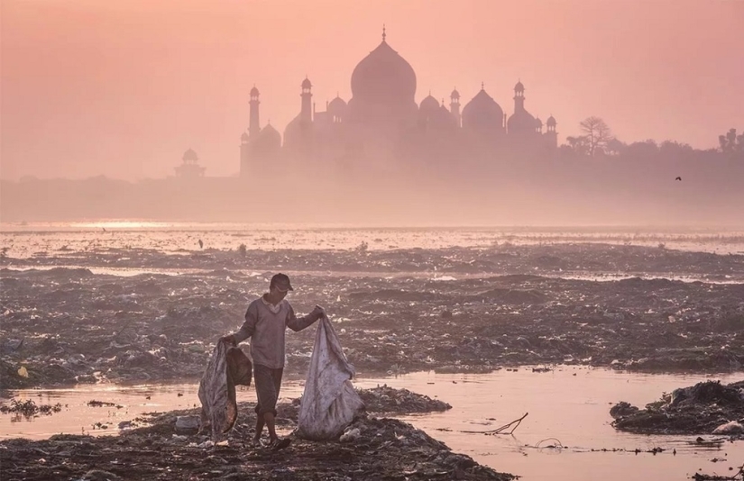No hay lugar para turistas aquí: atracciones mundiales tomadas desde un ángulo extremadamente desfavorable