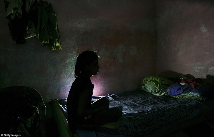 "No me queda nada": las historias de cinco niñas indias que sobrevivieron a la violencia