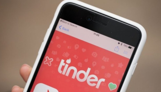 No necesita sexo, necesita pasta. Extraño hombre de Tinder gana corazones