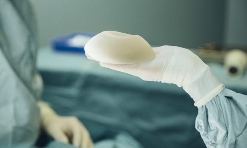 No necesitamos dinero, danos implantes: los residentes pobres de la India se someterán a una cirugía plástica de senos gratis