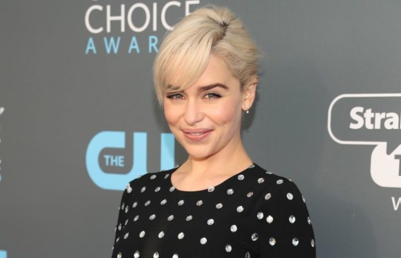 "No olvidaré a mis hijos": el tatuaje de Emilia Clarke conmovió a los fanáticos