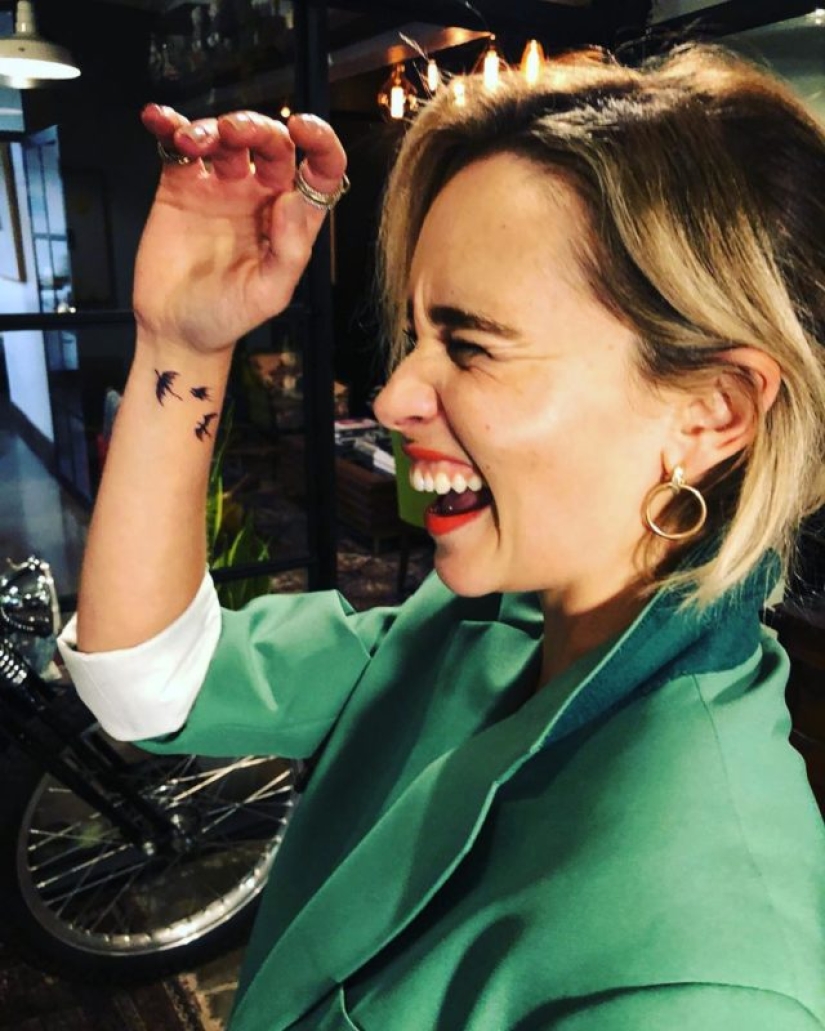 "No olvidaré a mis hijos": el tatuaje de Emilia Clarke conmovió a los fanáticos