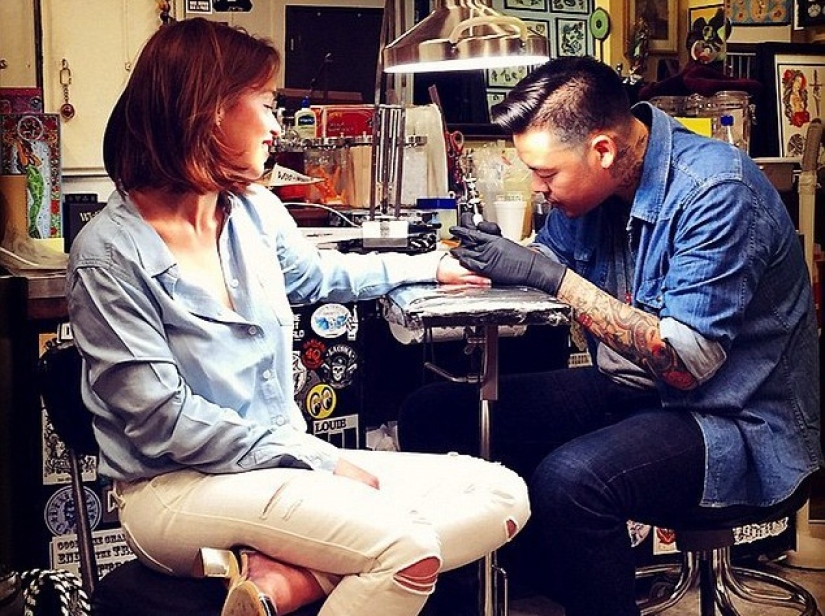 "No olvidaré a mis hijos": el tatuaje de Emilia Clarke conmovió a los fanáticos