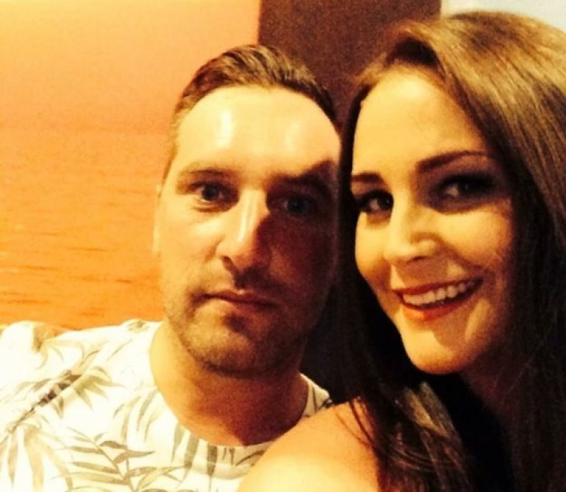 ¿No tienes suficiente dinero para una boda? La pareja vendió boletos para la celebración